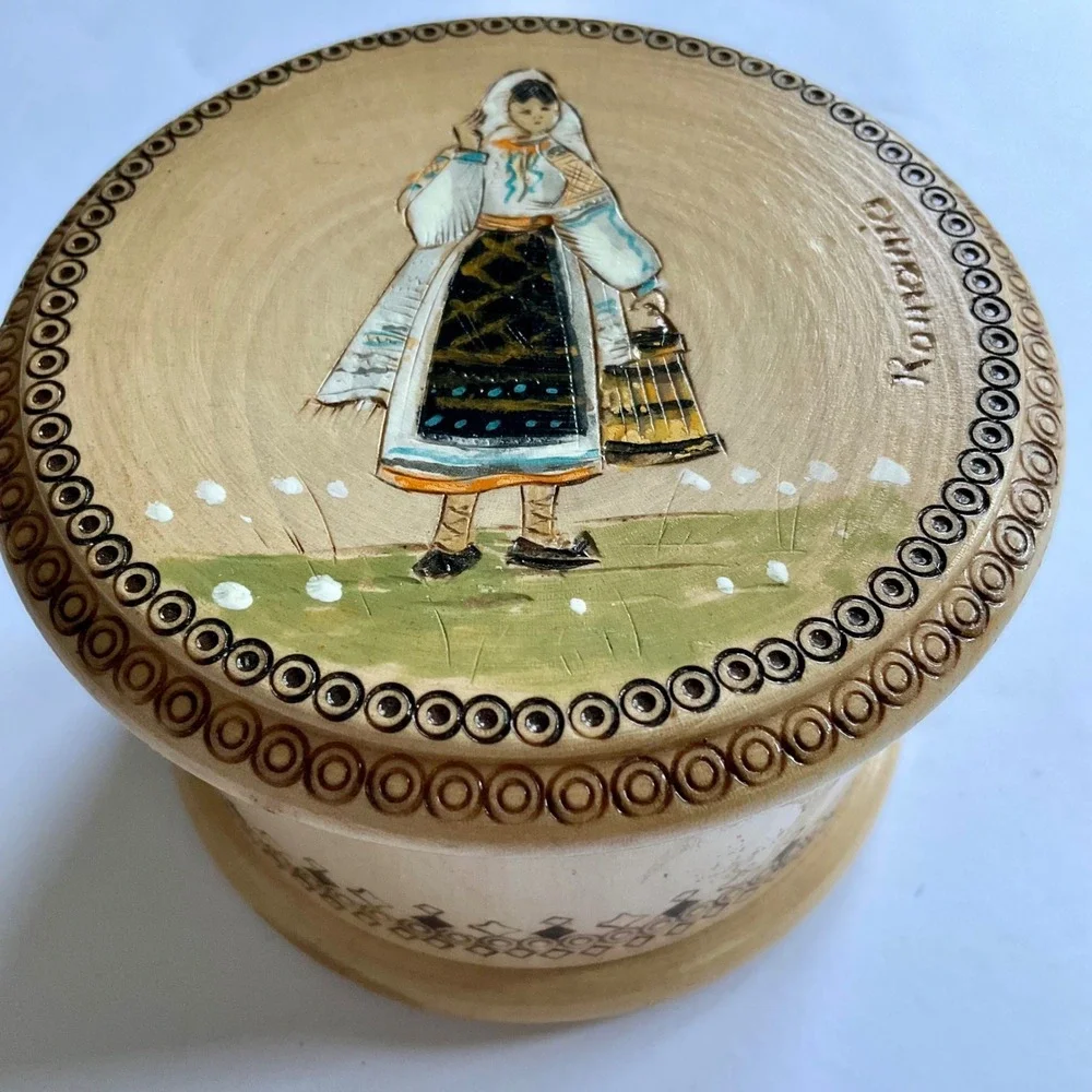 VTG Romania Hand Painted Carved Wooden Trinket Box Folk Art Lacquered Pyrography